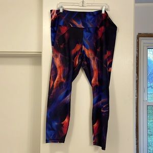 Old Navy Workout Swirl Colored Leggings